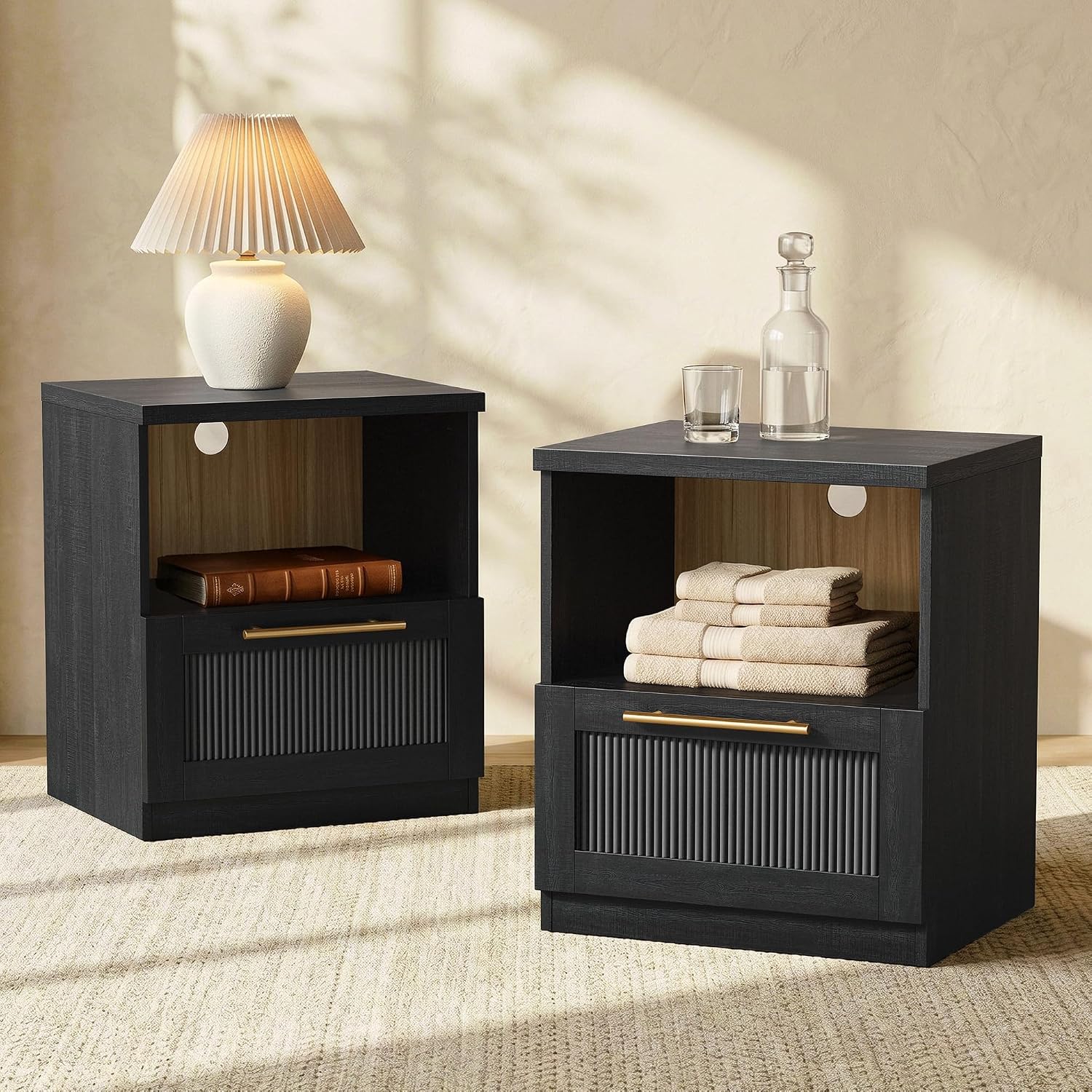 Set of 2 Nightstands
