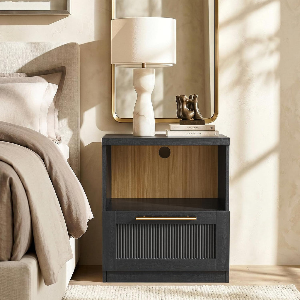 Set of 2 Nightstands